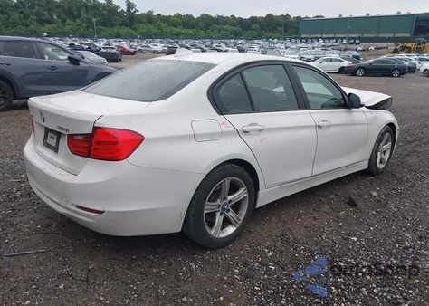 2014 BMW 328I xDrive из США, поврежденный, VIN WBA3B5G50ENS11261